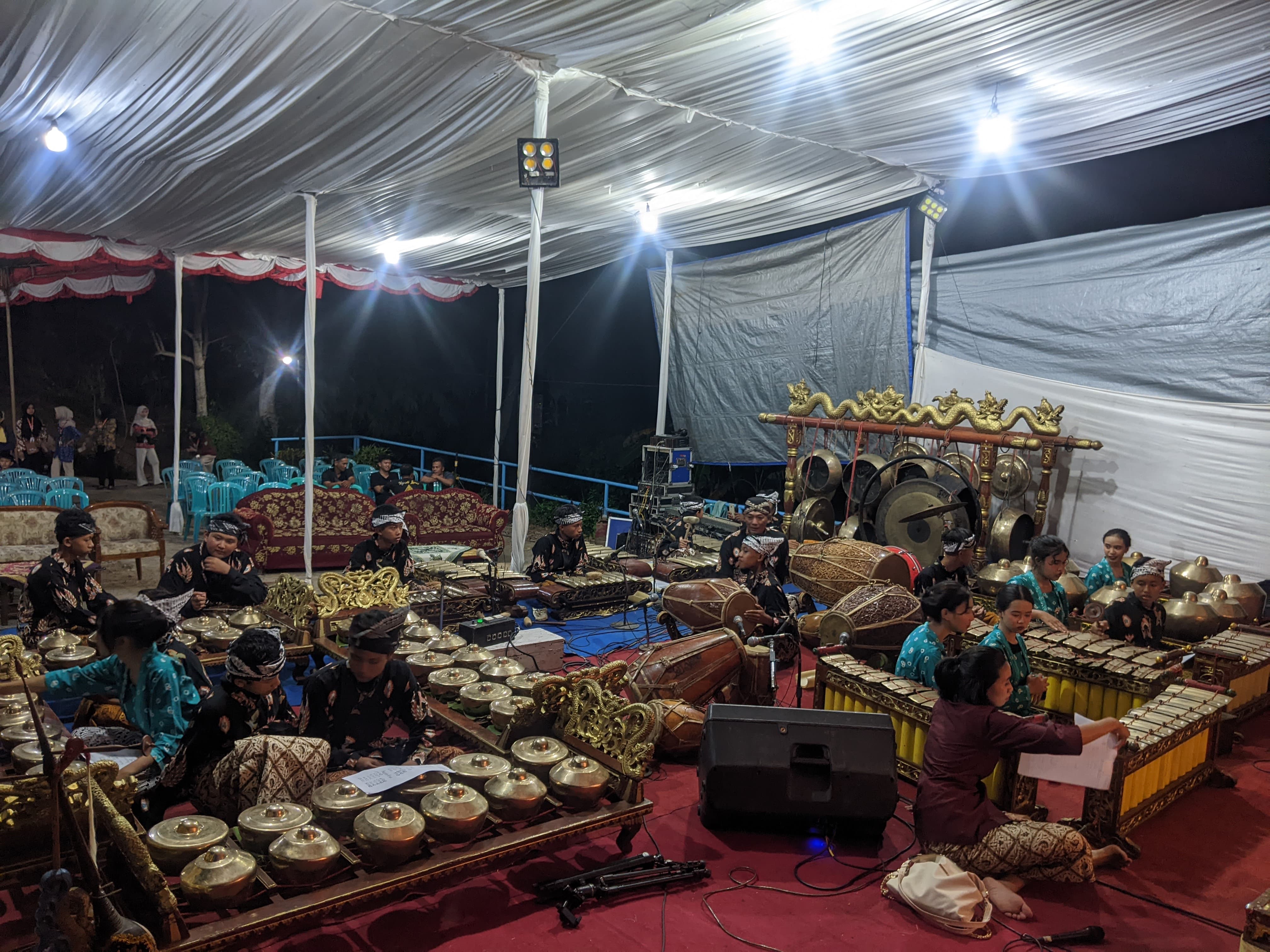 Pentas Karawitan pada merti dusun Muludan